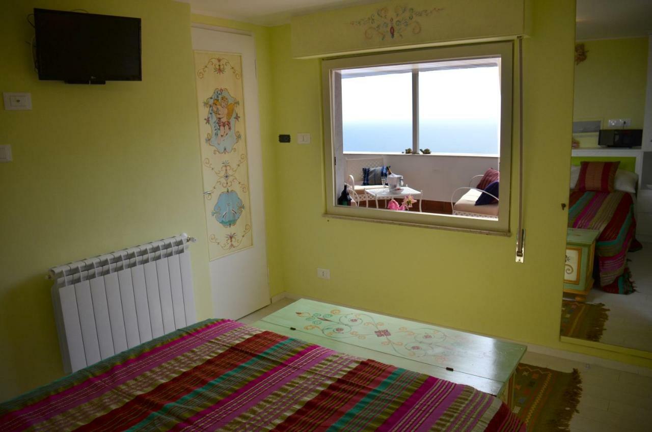 Bed and Breakfast L'Attico Taormina Exterior foto