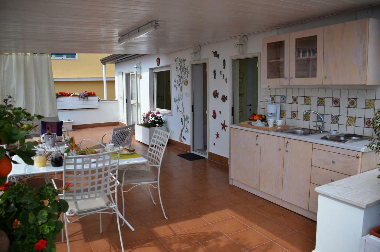 Bed and Breakfast L'Attico Taormina Exterior foto