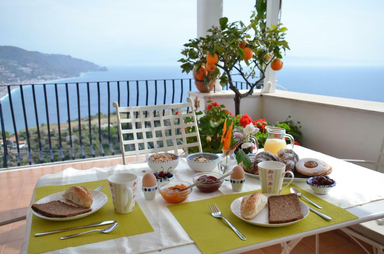 Bed and Breakfast L'Attico Taormina Exterior foto