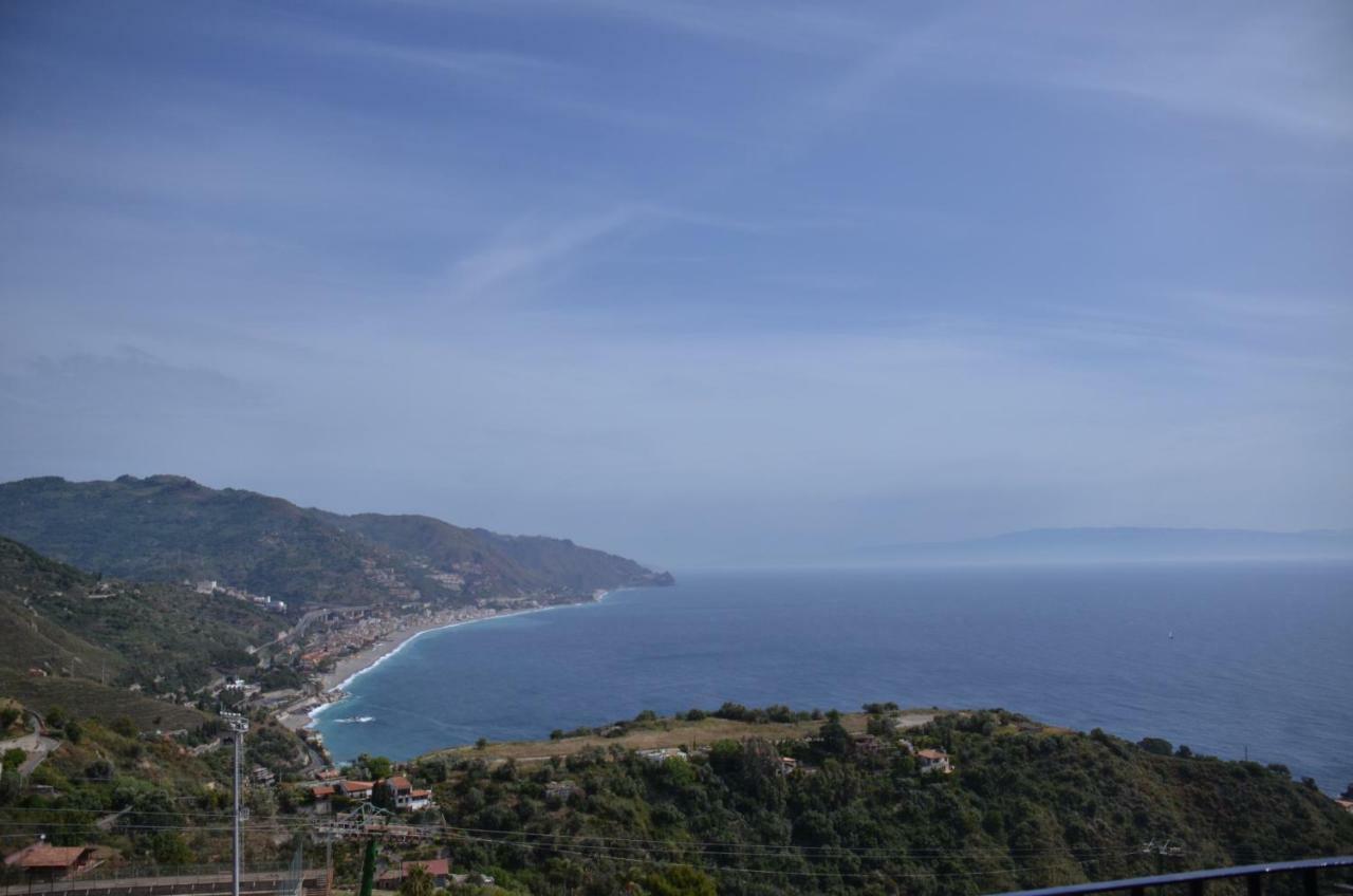 Bed and Breakfast L'Attico Taormina Exterior foto
